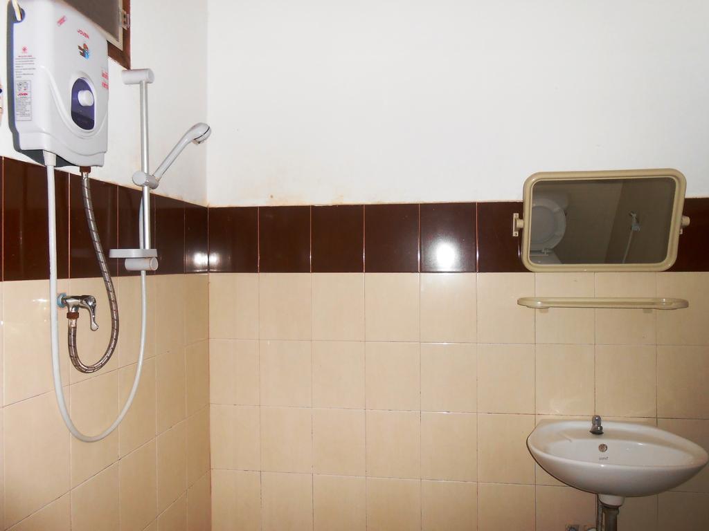 Jammee Guesthouse Vang Vieng Quarto foto
